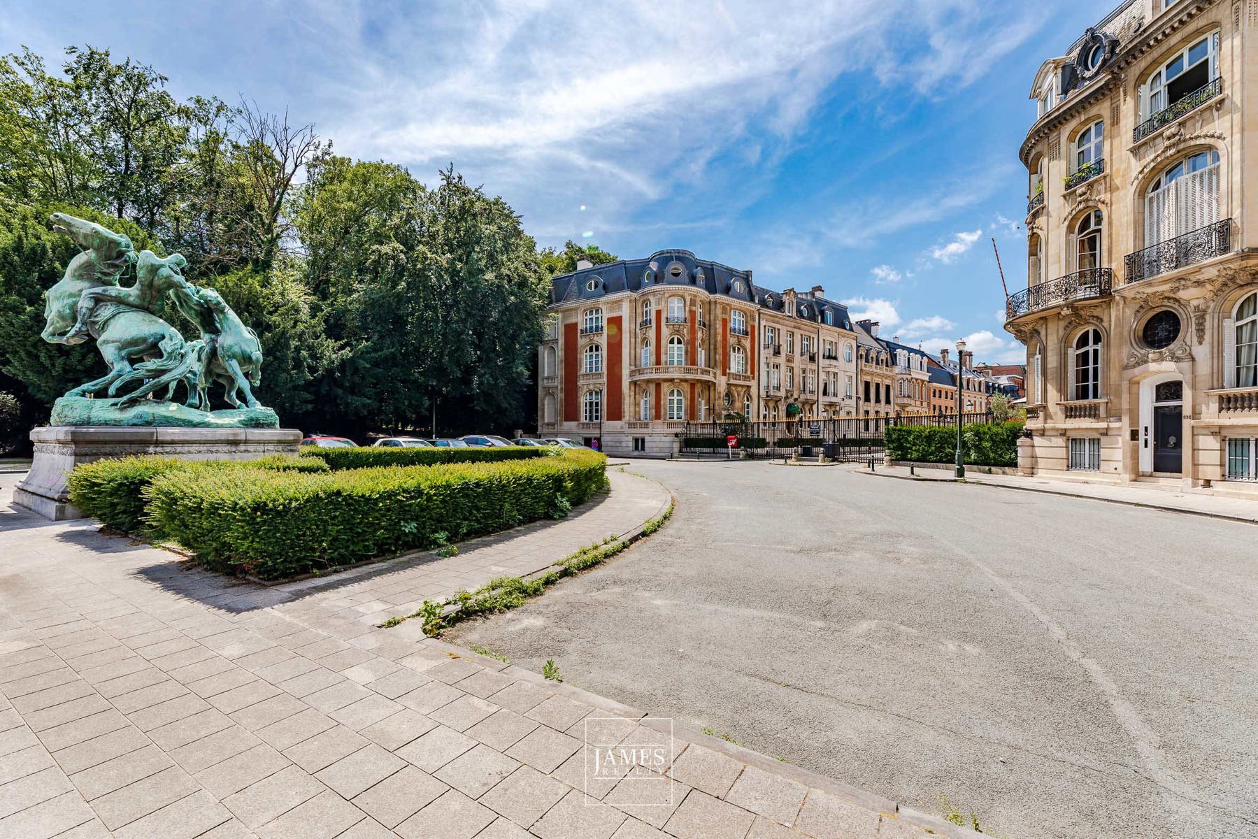 Square du Bois: élégant Hôtel de Maître avec ascenseur - Image 41