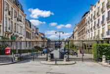Square du Bois: élégant Hôtel de Maître avec ascenseur