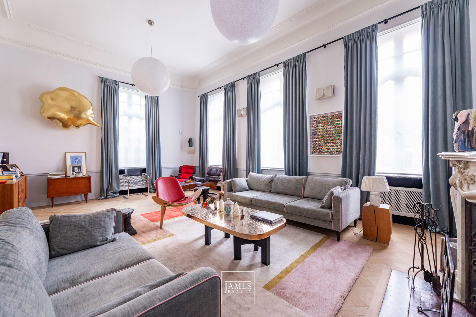 Un hôtel particulier avec jardin et arrière-maison quartier Molière - Image 8