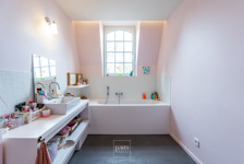 Un hôtel particulier avec jardin et arrière-maison quartier Molière