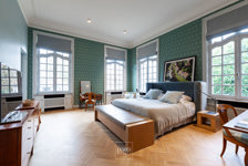 Un hôtel particulier avec jardin et arrière-maison quartier Molière