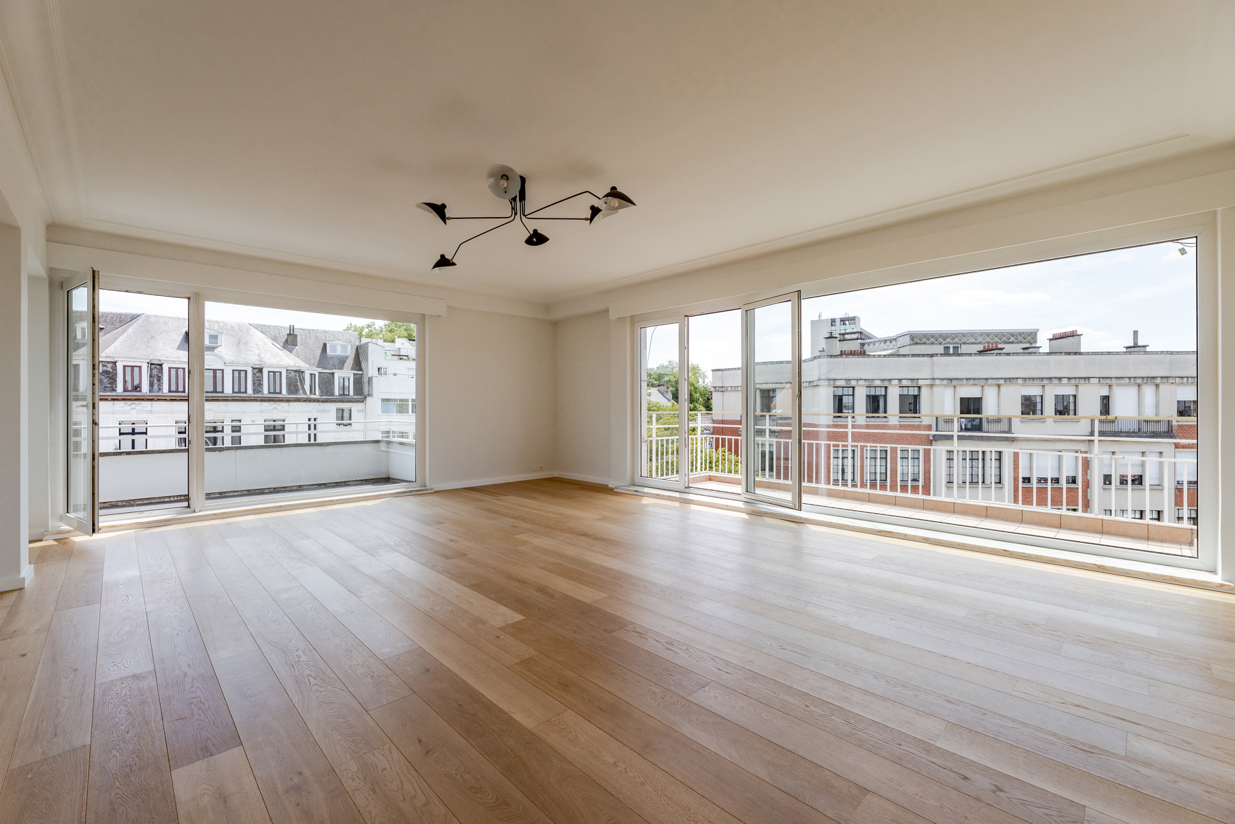 Un penthouse 3 chambres et terrasses quartier Bois de la Cambre - Image 5