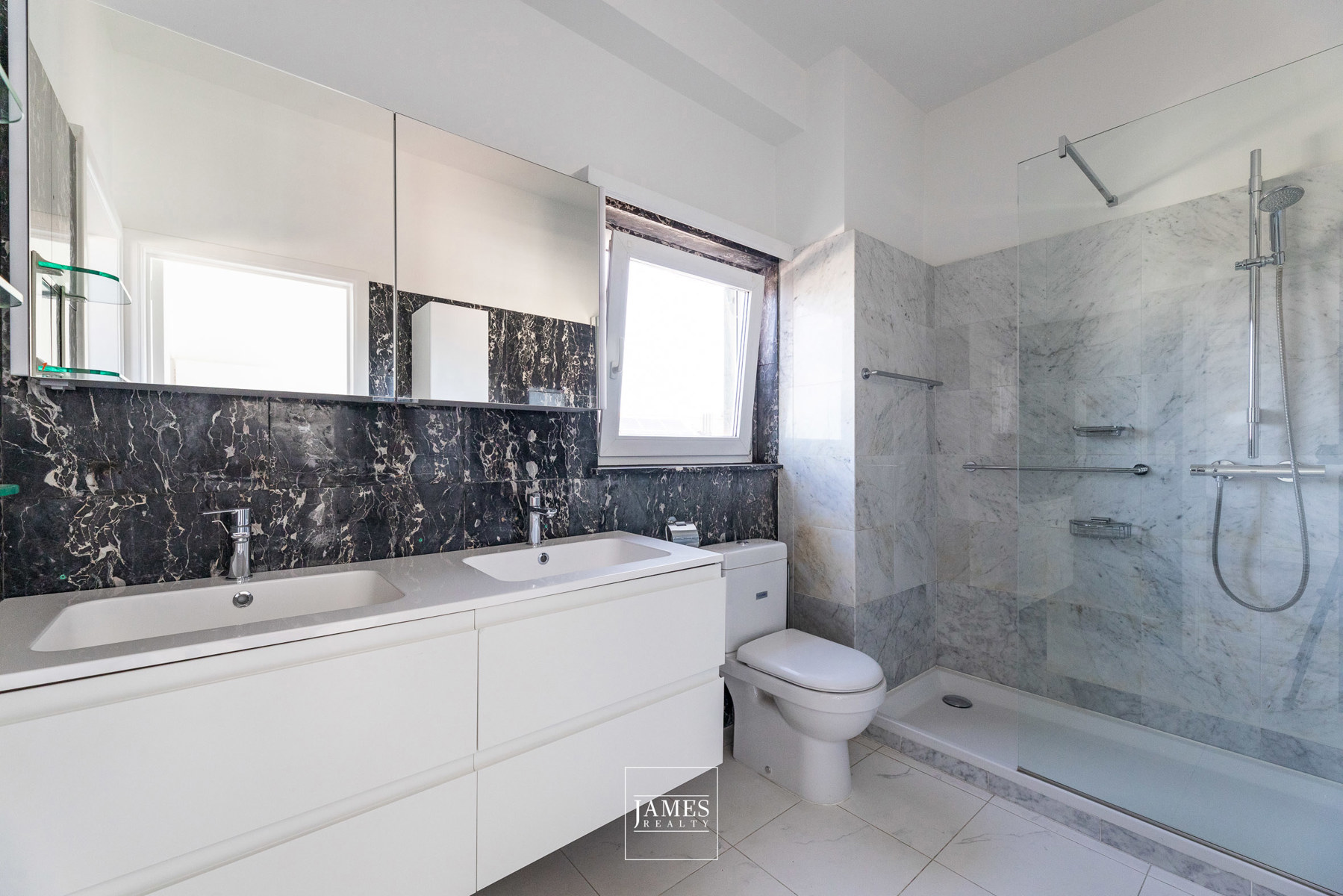 Un penthouse 3 chambres et terrasses quartier Bois de la Cambre - Image 14