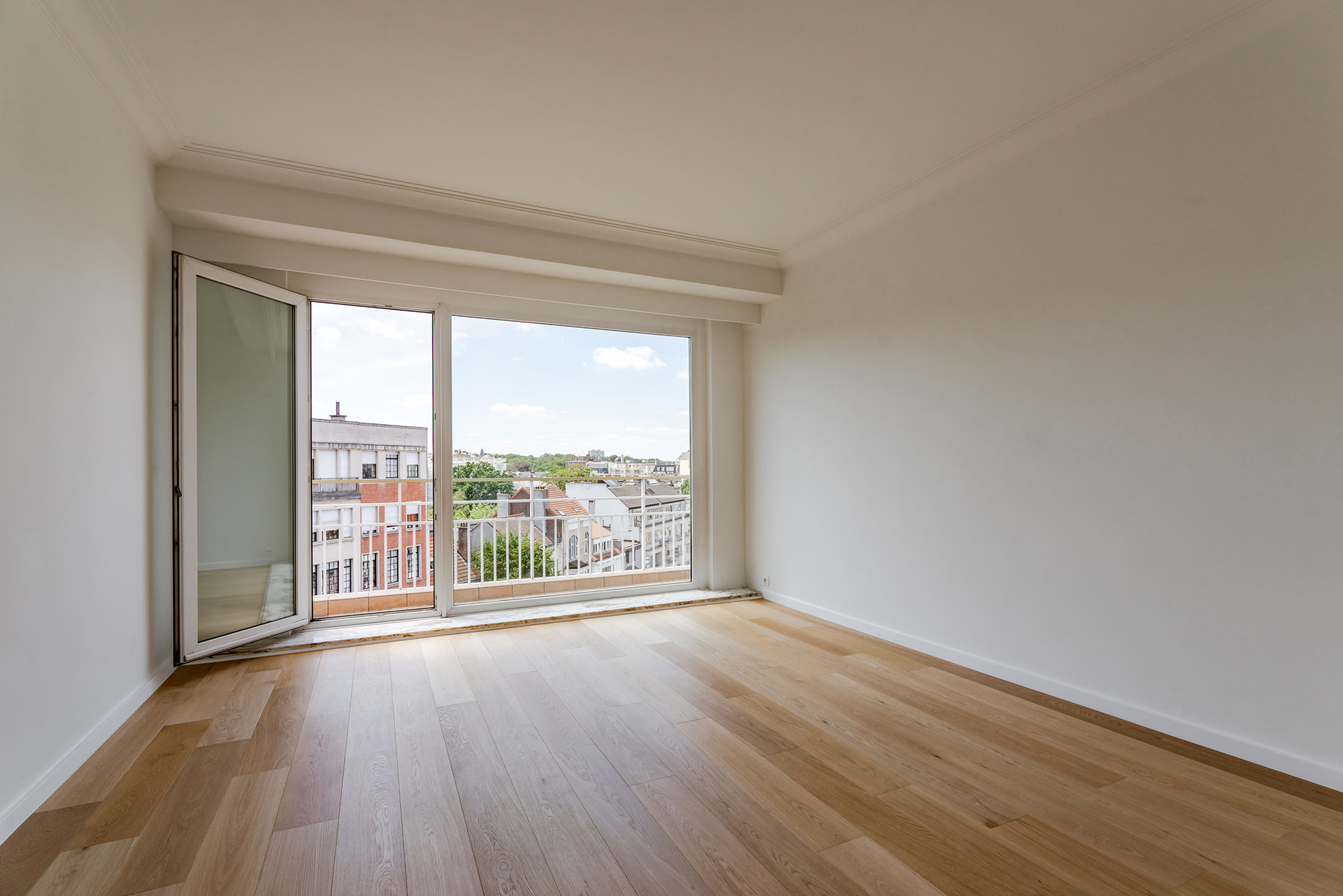 Un penthouse 3 chambres et terrasses quartier Bois de la Cambre - Image 11