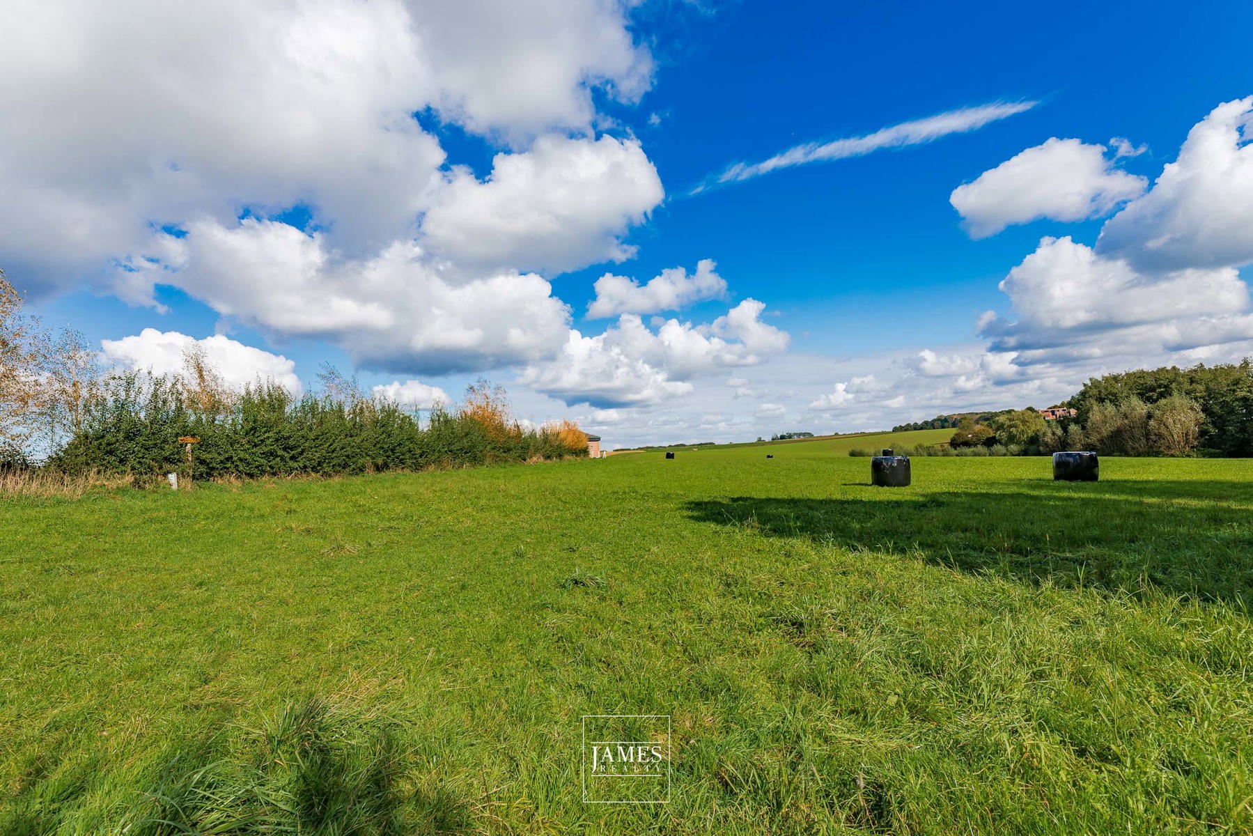 Une propriété sur 1,5 hectare option terrains constructibles - Image 20