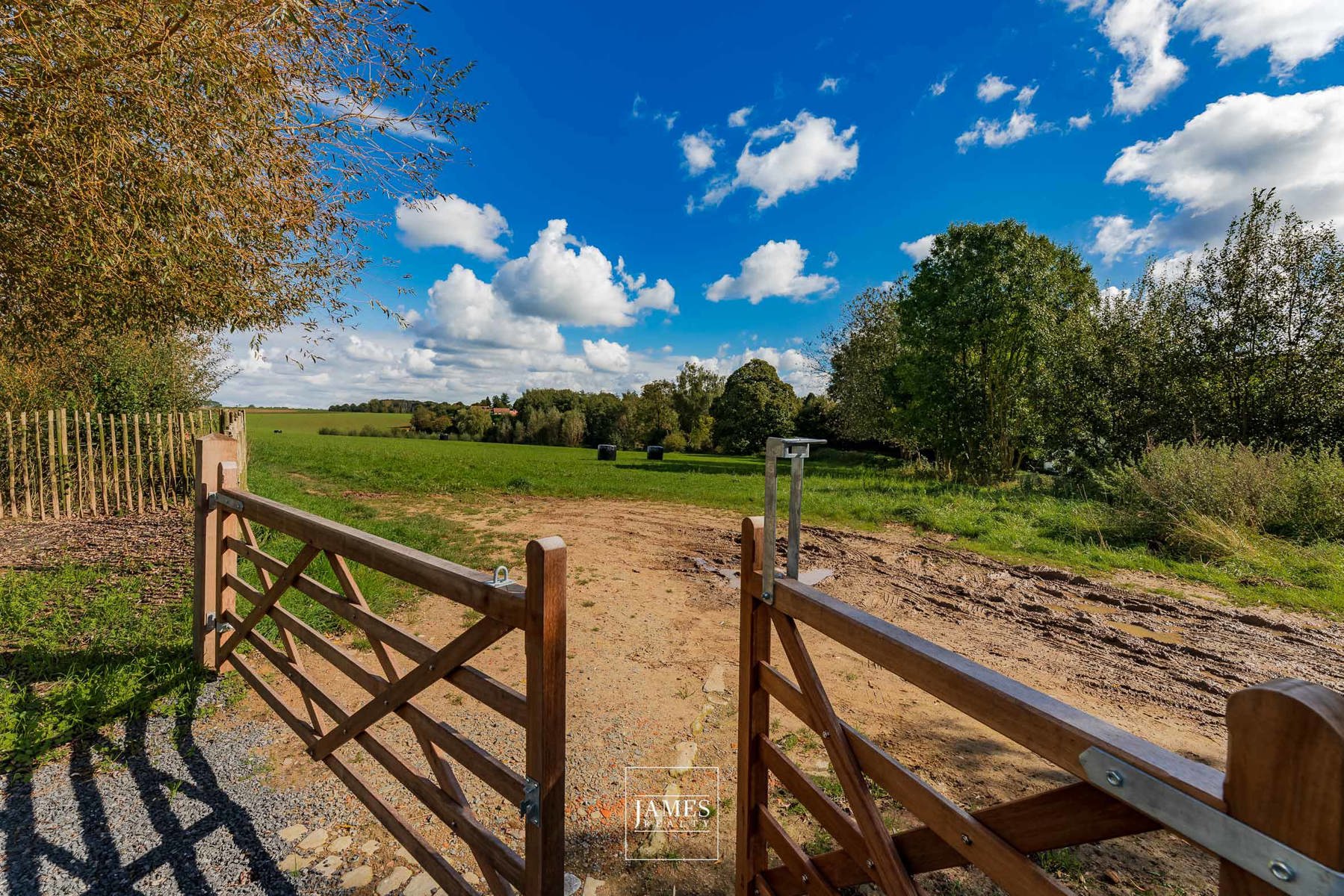 Une propriété sur 1,5 hectare option terrains constructibles - Image 7