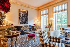 Un hôtel particulier dans le Square du Bois