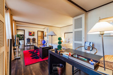 Un hôtel particulier dans le Square du Bois