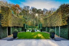 Un hôtel particulier dans le Square du Bois