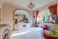 Un hôtel particulier dans le Square du Bois