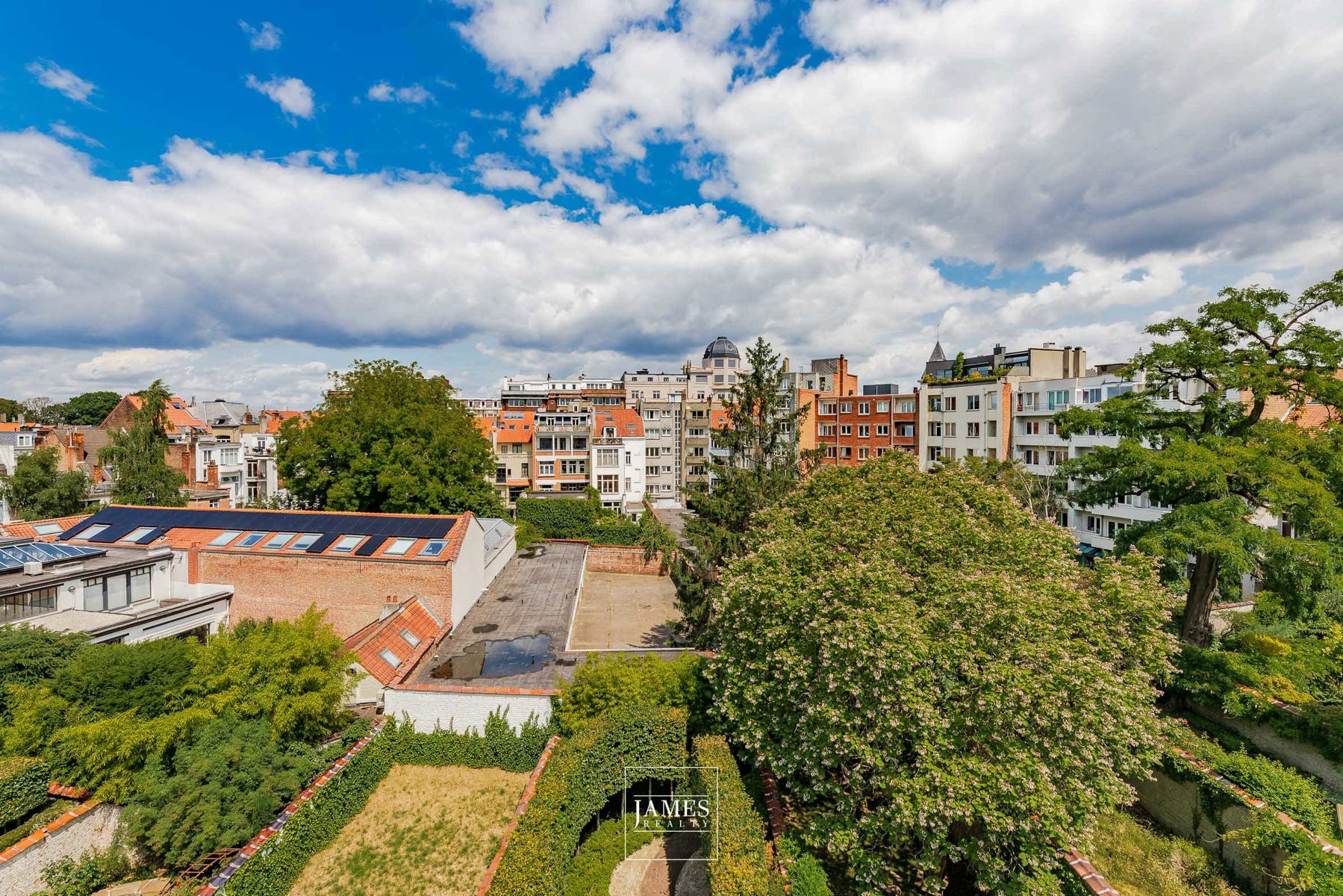 Une maison Art-Nouveau d'exception au coeur du quartier Molière - Image 52