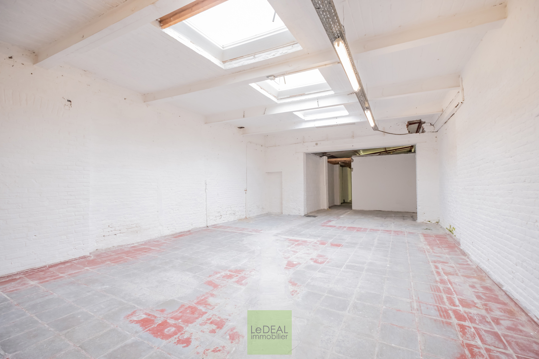 Entrepôt de 200m2 à louer