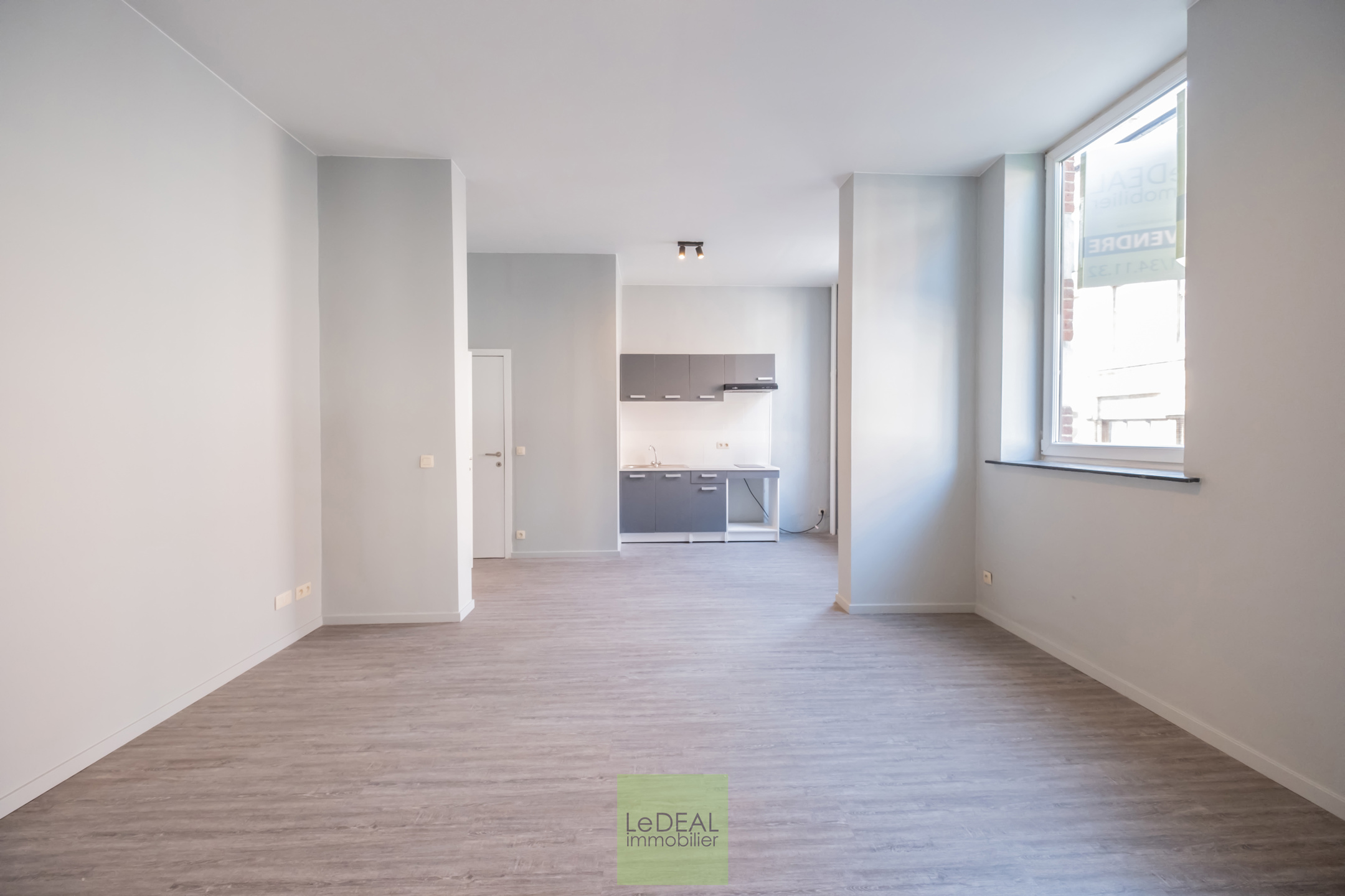 Bureau entièrement rénové