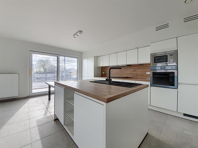 e5b9f4d10b2747528c609ab7d3009729