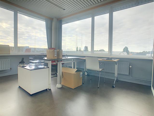 165717df5f5344a9b79a6a5bc502530b