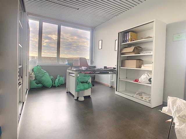 68ee9e3048524a48b4cf99108c4f978b