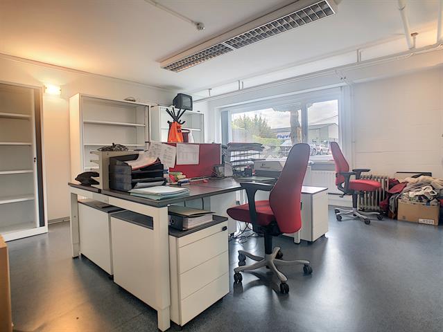 9526c9f7b33549bcadca4ec9dfd4e6ed