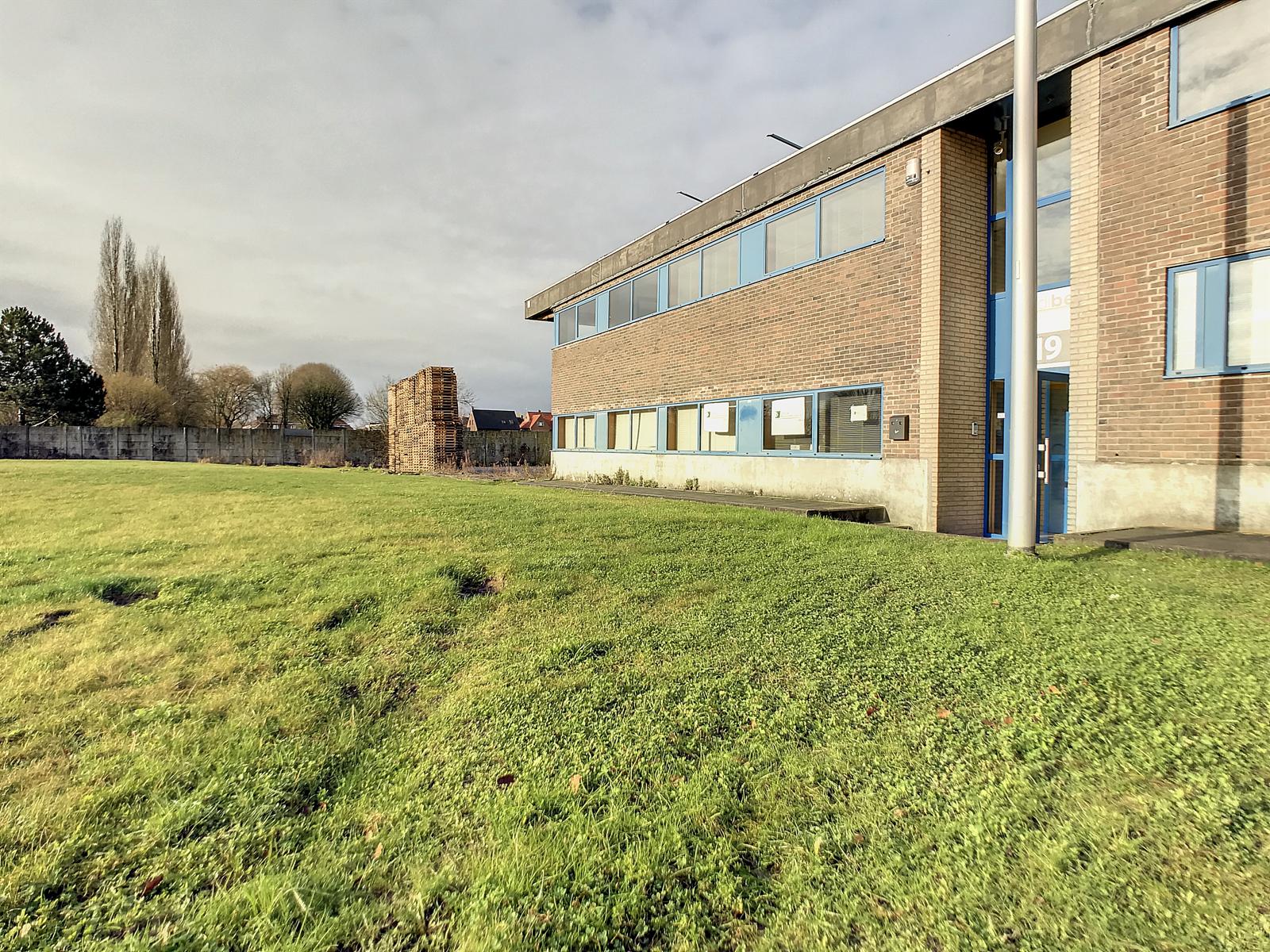 dee2be540b35407ba4a5aff33620d91c