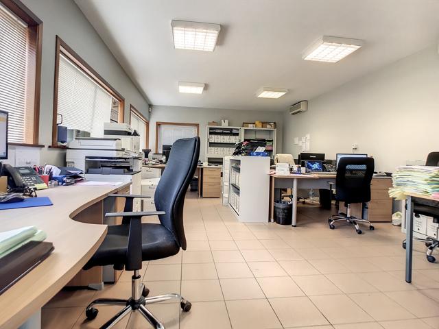 df828fae5bac4f269ce0e3f80abf67d3