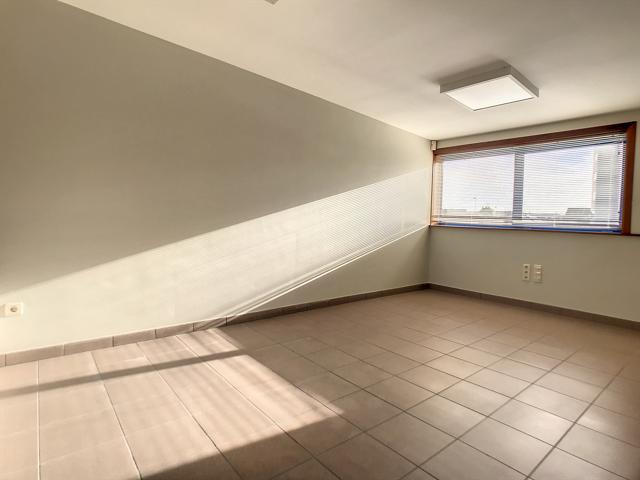 9bf7956325384957b8e626b2530c88f5