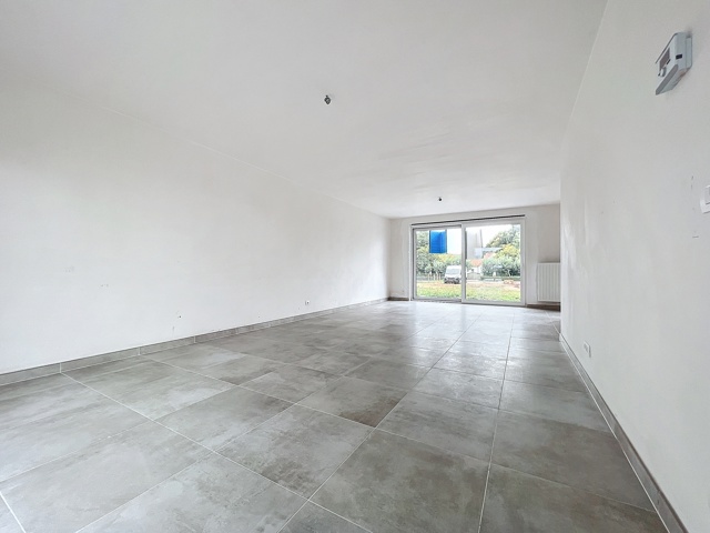 8debb57de6bb4ecfaa1067de612510ef