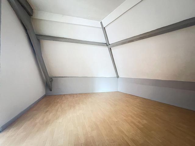 f34c8a26bcb0466d8dc99fedc5dd5027