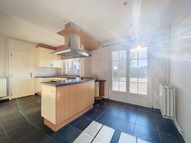 b6eb7c56fbae47d58796418956f7892b