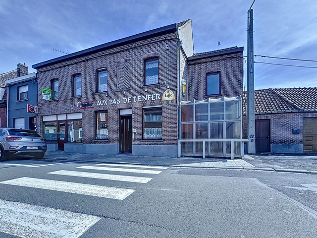 Immeuble mixte à vendre à Mouscron.