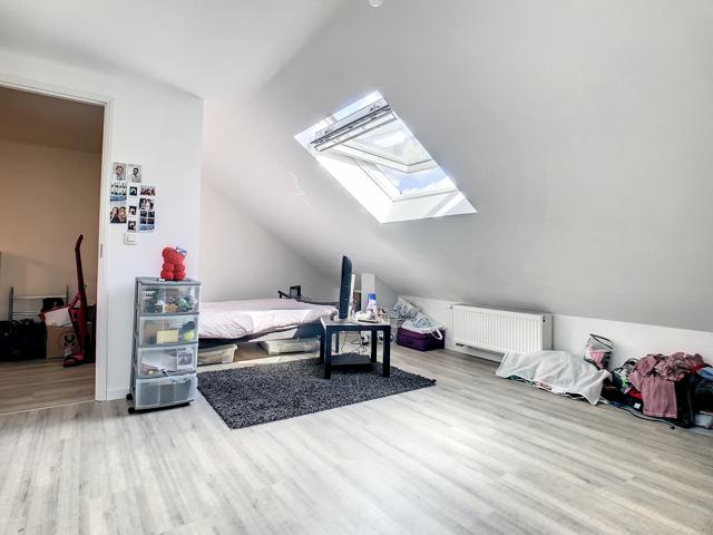 652a8b2eb5b34c9e81dff42ca79b019a