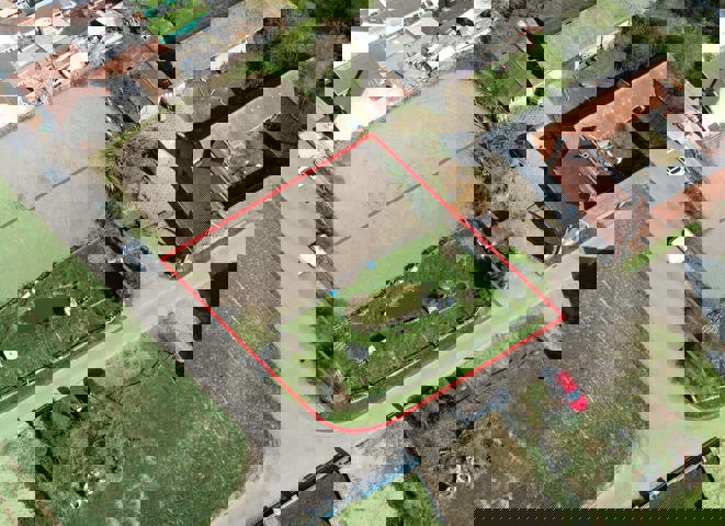 15f93ade0c554ce2a4d9404424213e28