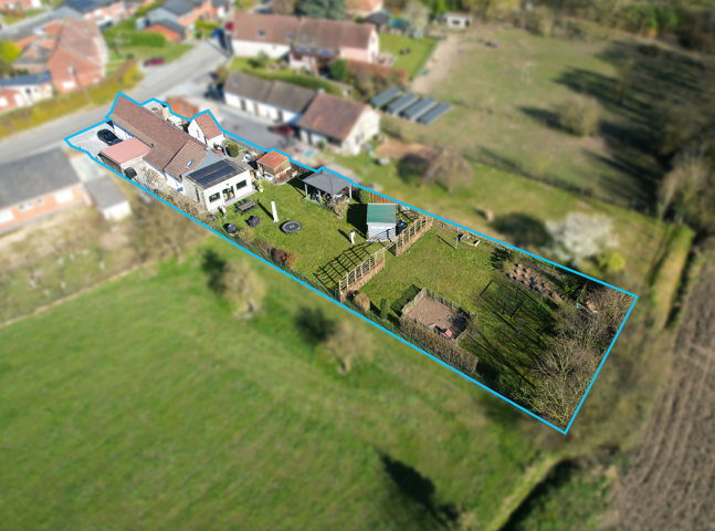 b8322db07ad248efb64f13fff252caa5