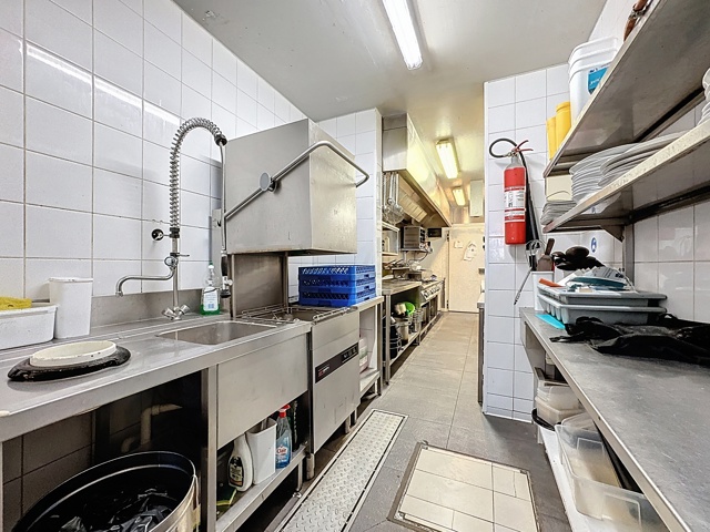 5c151b74cf2346d29c2a303ef5db6642