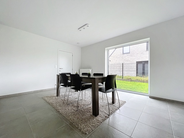 5848429f29a34c3eb15b9cf8d07ed6f2