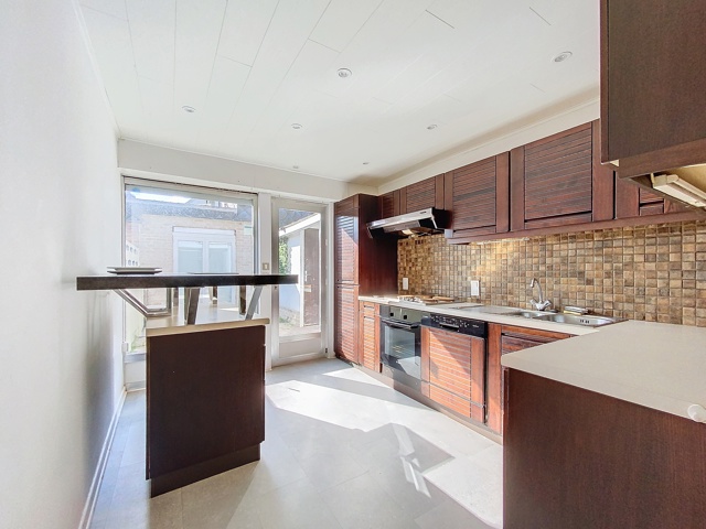 f8de1061b6d04ba598ddf78742e19120