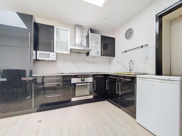 e43f223e47374badbdd397599fdad5b0