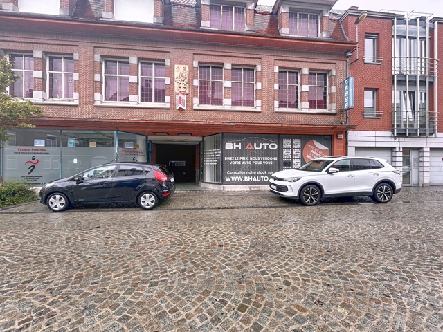 Immeuble mixte à vendre à Tournai