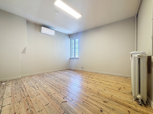 afb7d6c43c39480cbad674c8f0113947