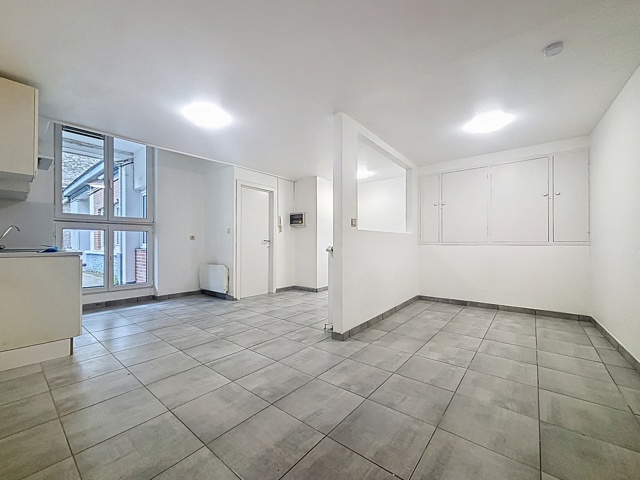 Studio à louer à Tournai