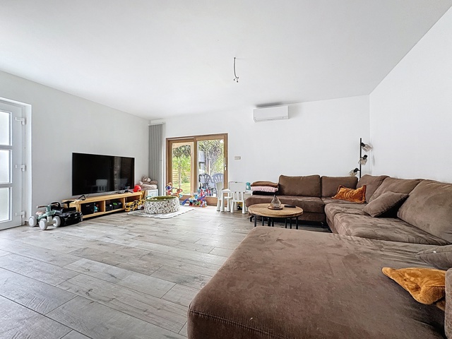 7e9dbdff79ad40d183656ba5347e7086