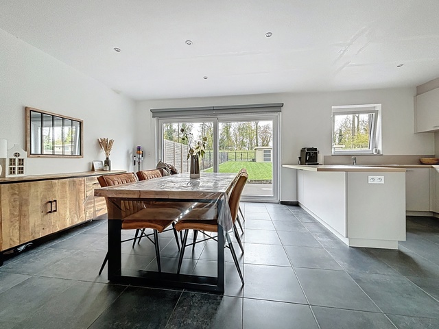 6e4f284fd0c740da83263fc6a6f1bf3c