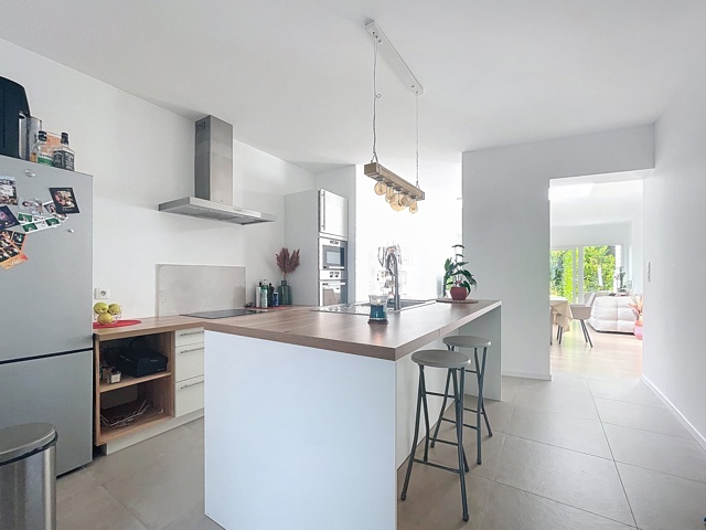 939fa59a061647c0a16c6da7de00f1b3