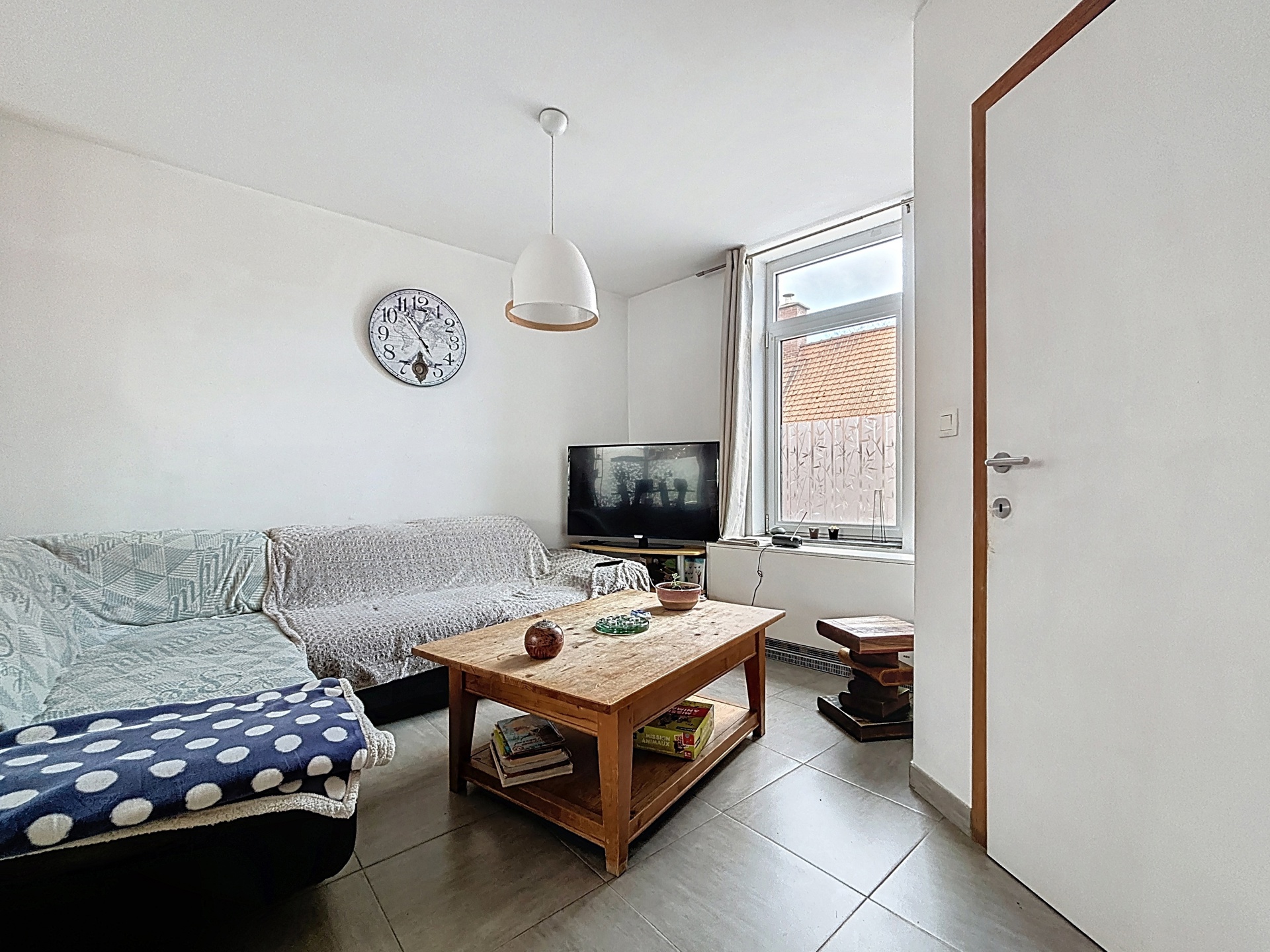 f100ae505d13489586120f75c9273627