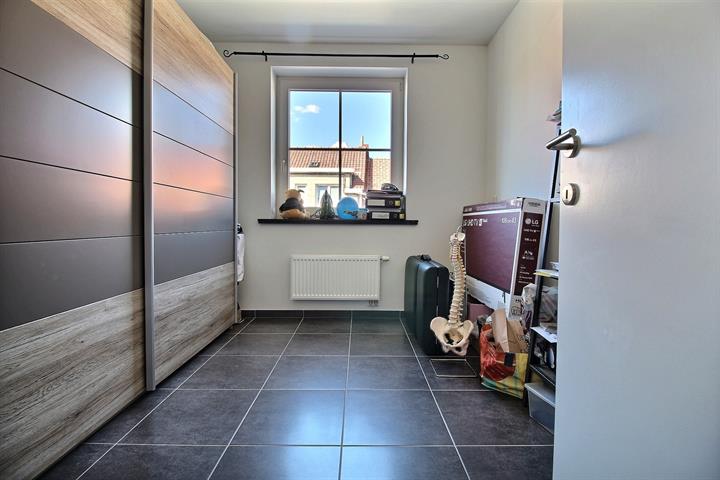 02f8fd6365794051aee13b869f8b6f36