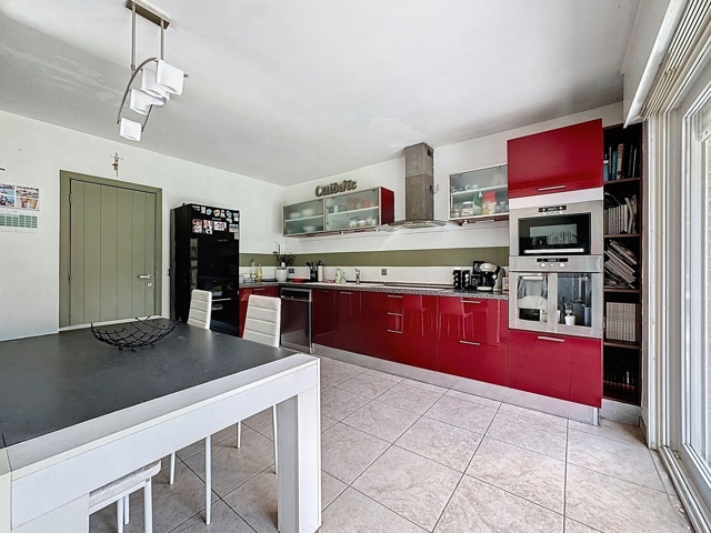 08e7968c4b8e45768e060814cd7c752a