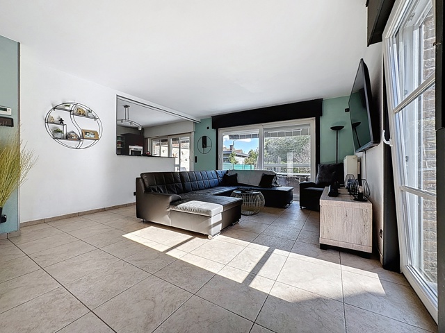 b05fd5a51a0e47c7892e2b5e216f4cfc