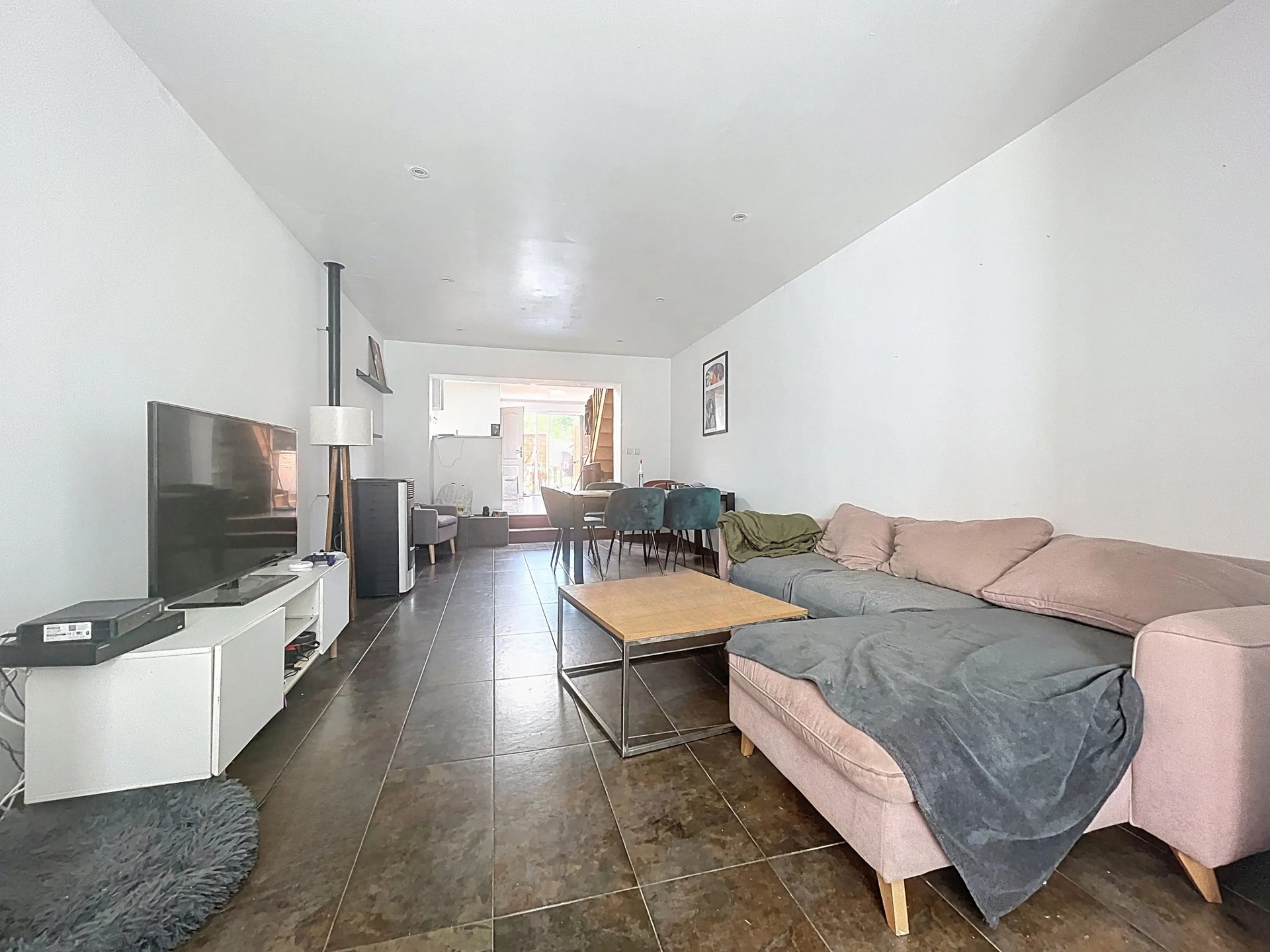 2c3d568a96514bc39b829c73dabb5423