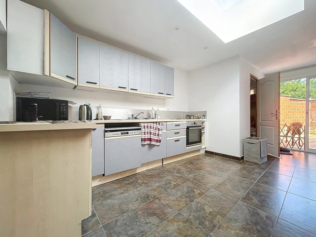 a7b385f9b40f4a85ab3ce67c18c01ab8