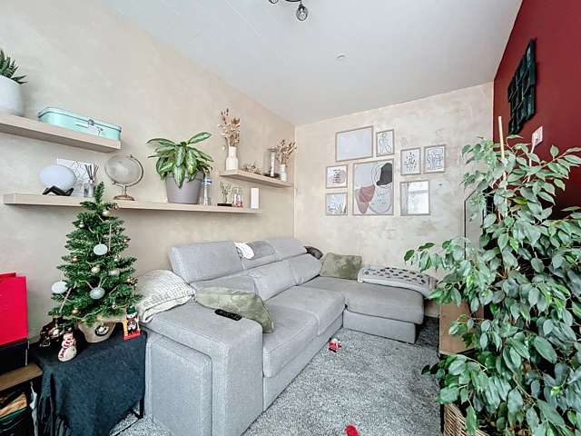 b5fb8f935ef147aaa55b467825a3af01