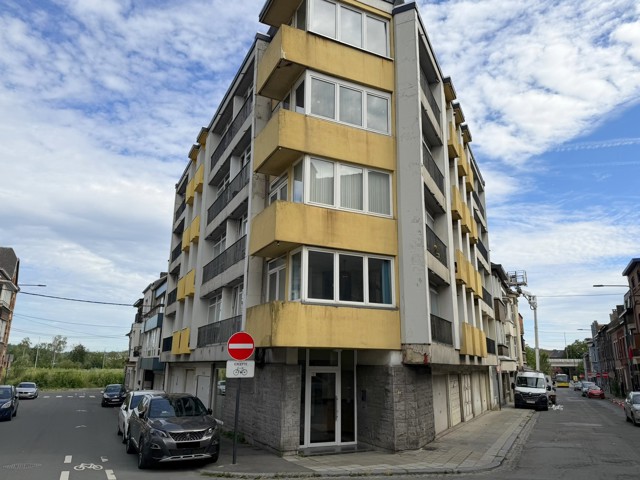 Appartement � r�nover 1ch + cave + garage 1V