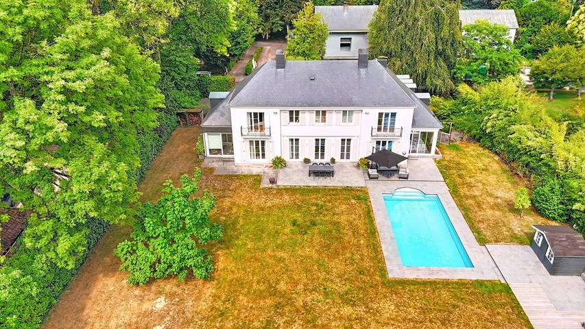 Exceptional house - for rent - 1640 Rhode-Saint-Genèse